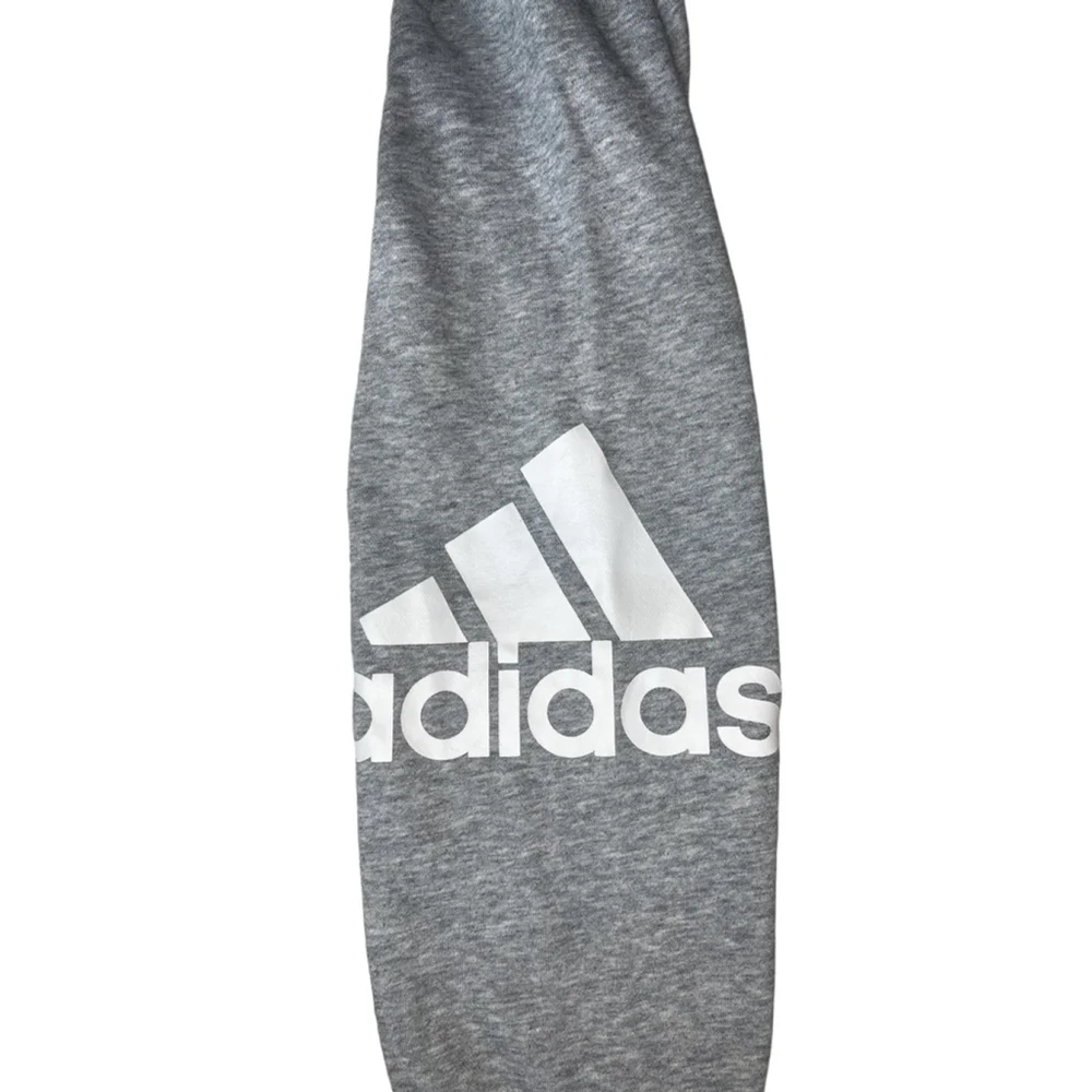 Adidas Kids Essential Fleece Joggers Regular Fit Boys 10/12 Medium Gray/White
